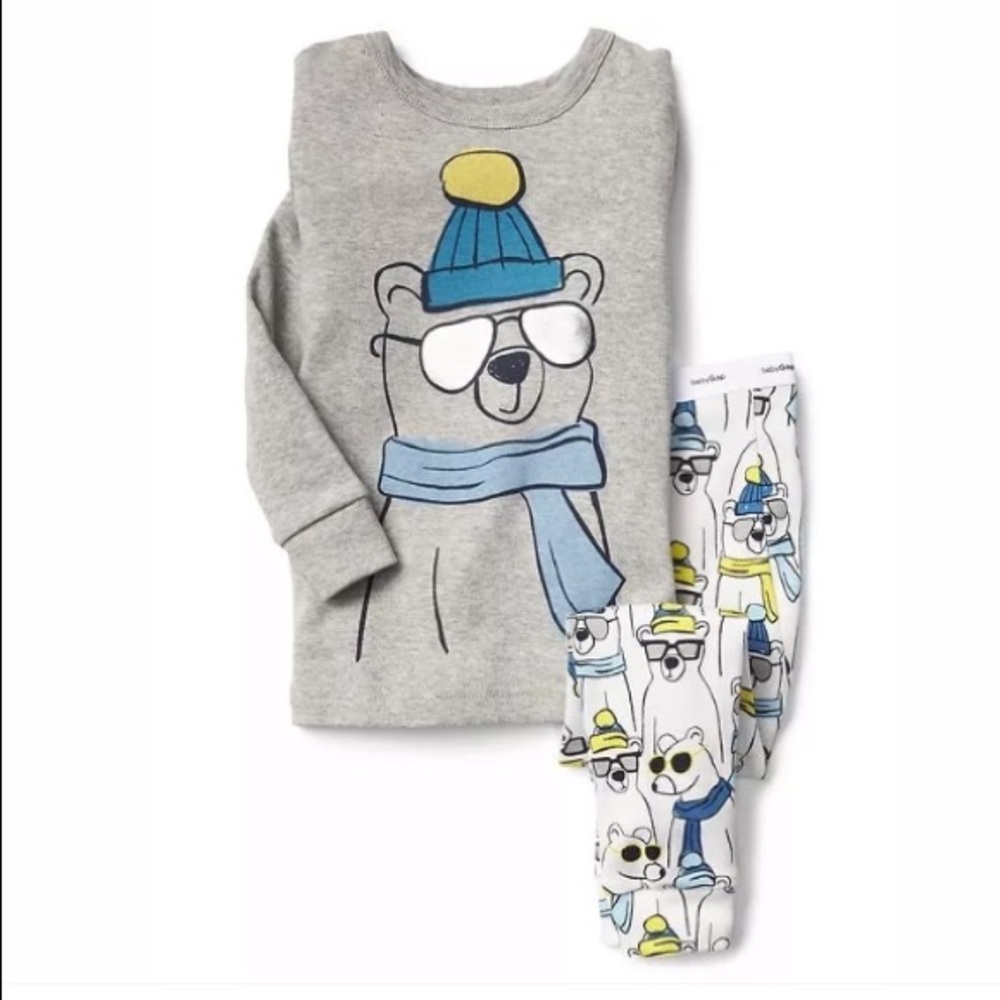 Baby Gap PJ Set Polar Bear Pajamas 6-12 months Winter Holidays